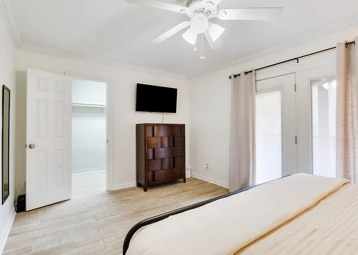 Apartment Cozy 1br W/balcony - Near Ul & Ochsner